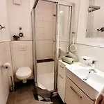 Ruhig Gelegene 2-zi Fewo, Wallbox, Balkon * אסן