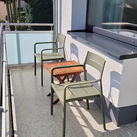 Appartement Ruhig Gelegene 2-zi Fewo, Wallbox, Balkon