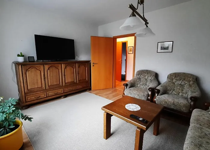 Apartament Ruhig Gelegene 2-zi Fewo, Wallbox, Balkon *