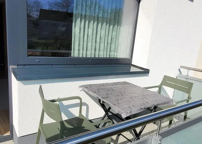 Ruhig Gelegene 2-zi Fewo, Wallbox, Balkon Essen